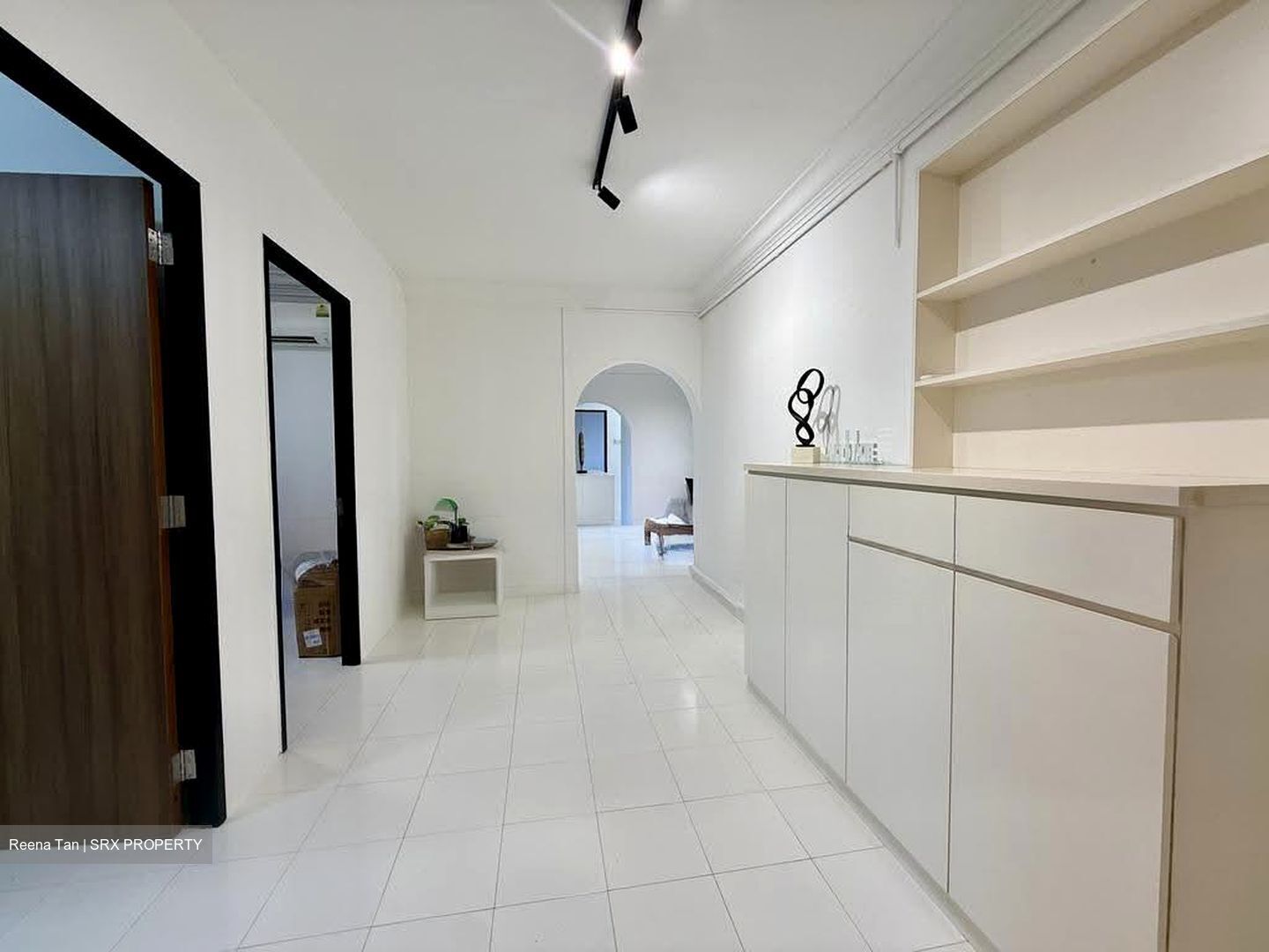 Lakeview Estate (D20), Apartment #629288321